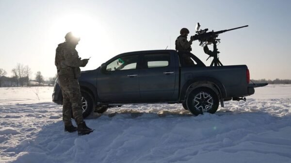 “Люди витримують, техніка – ні”: як у морози працюють мобільні вогневі групи