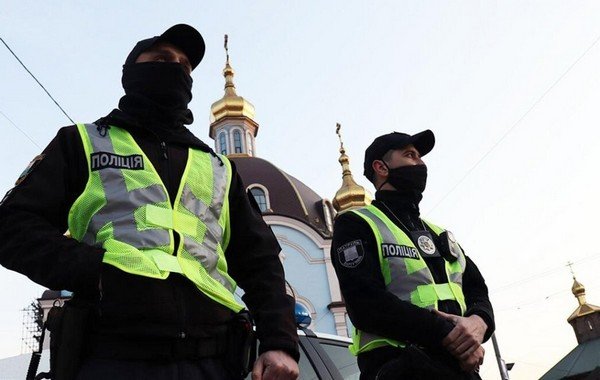 Поліція Черкащини посилює заходи безпеки на Великдень