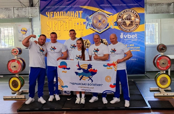 порожній